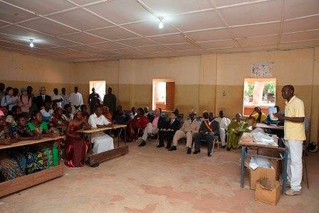 Cours de leçon modèle de sensibilisation sur la prévention et la protection contre Ebola